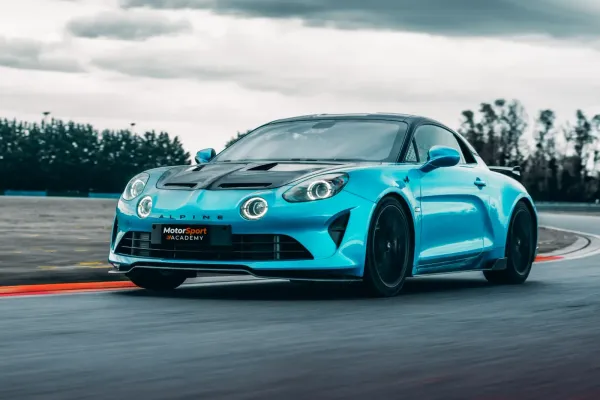 Alpine A110 R en piste