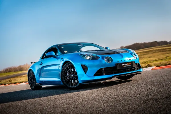 Alpine A110 R en piste